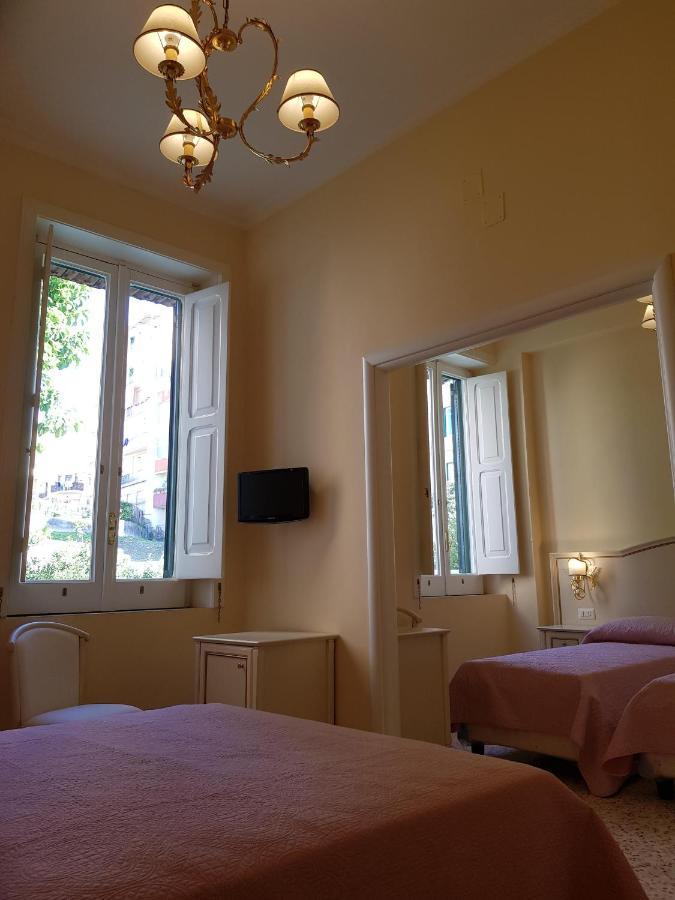 Albergo Santa Teresa ตอร์เรเดลเกรโค ภายนอก รูปภาพ